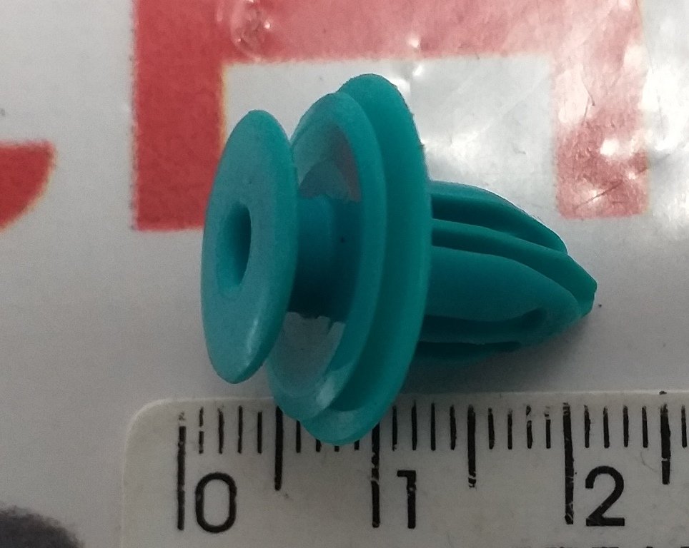 9 TRIM CLIP NIFCO 12733 Tesla model S, model S REST 1011813-00-A 1011458-00-A 1117701-00-A G